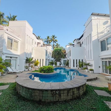 Villa M - Jia 3- 3Bhk In Candolim, Pool Facing, Near Beach, Breakfast Included Exterior photo