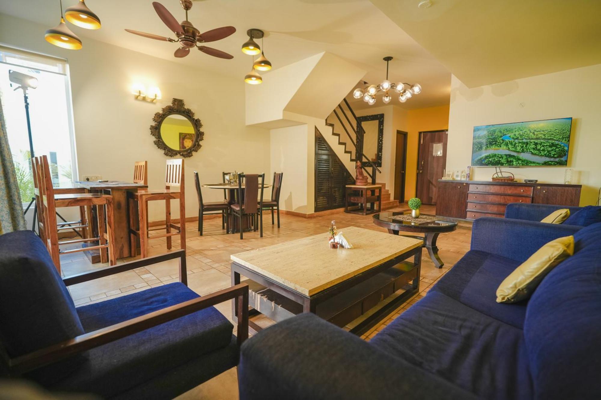 Villa M - Jia 3- 3Bhk In Candolim, Pool Facing, Near Beach, Breakfast Included Exterior photo